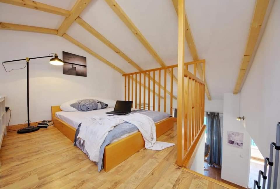 Bay House Rosohotnica Apartment Врбоска Екстериор снимка